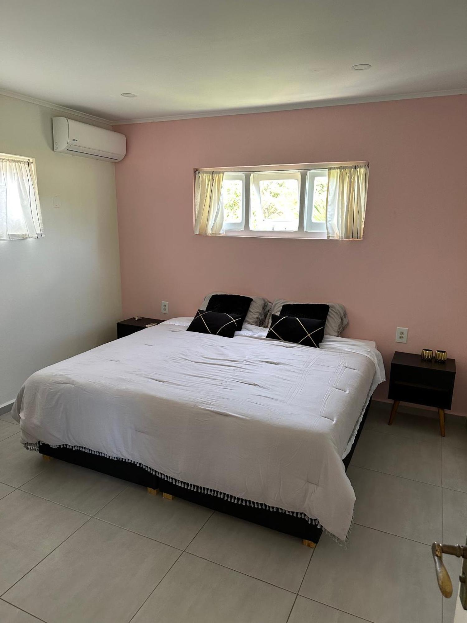 Windmill Apartments Curacao Willemstad Bagian luar foto